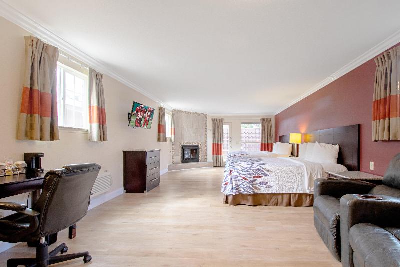 Люкс Кровать Кинг, Red Roof Inn & Suites Monterey