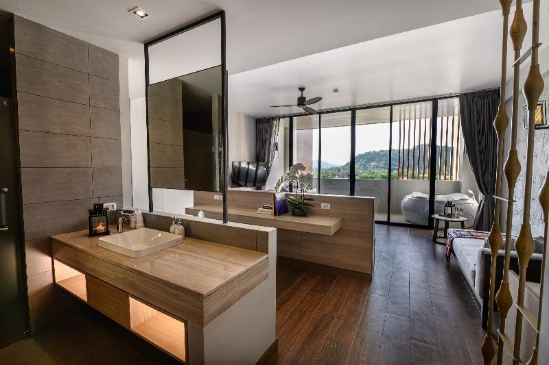 자쿠지 스위트, Isanook Resort & Suites Hua Hin
