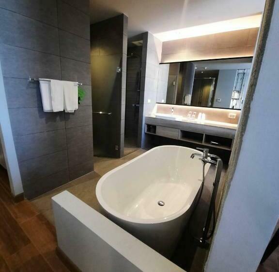 풀장 전망 스위트, Isanook Resort & Suites Hua Hin
