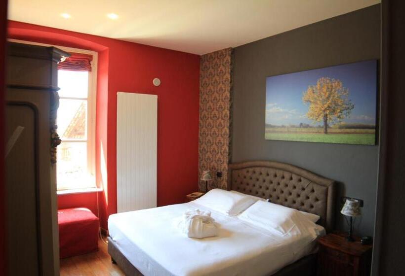 سوییت, Felicin  Palazzo Boeri Panoramic Suites