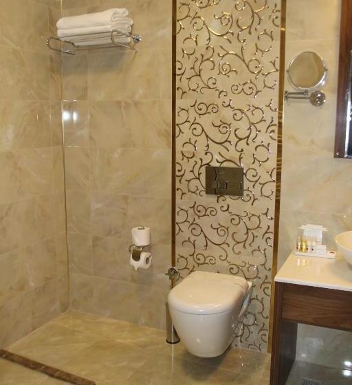 주니어 스위트, Ramada By Wyndham Van
