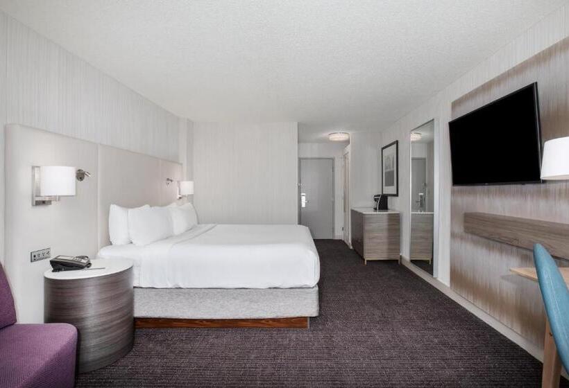 带大床的标准间, Crowne Plaza Kansas City Downtown, An Ihg