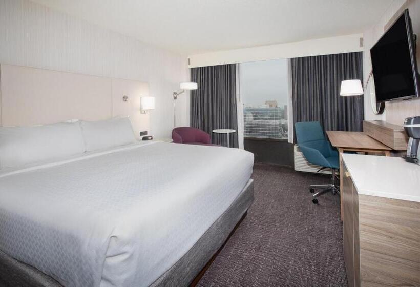 חדר סטנדרט עם מיטת קינג, Crowne Plaza Kansas City Downtown, An Ihg