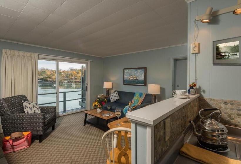 海景套房, Dockside Guest Quarters