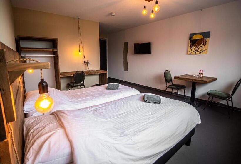 스탠다드 룸, B&b Bij De 3 Linden