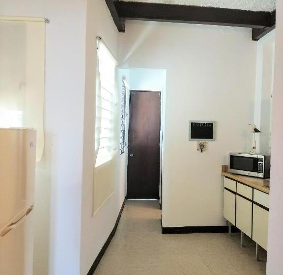 اتاق استاندارد با بالکن و چشم‌انداز دریا, La Capitana Old San Juan Building