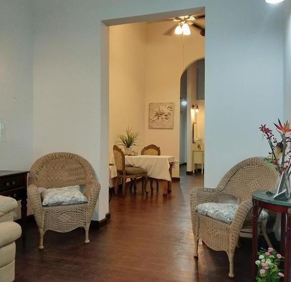 침실 1개 아파트, La Capitana Old San Juan Building