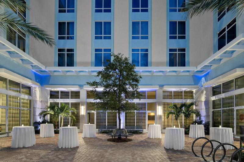 스탠다드 룸 킹사이즈 침대, Courtyard By Marriott Delray Beach