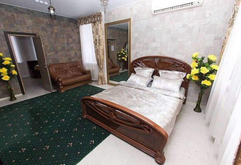 Люкс 2 Спальни, Grelka