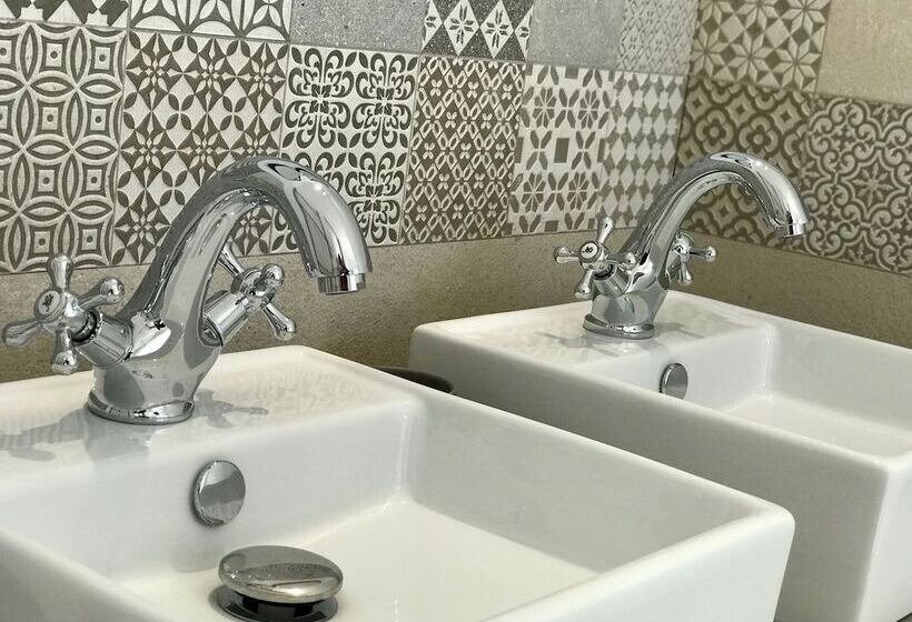 Четырехместный Номер Стандарт, O 36 Rempart Sud B&b