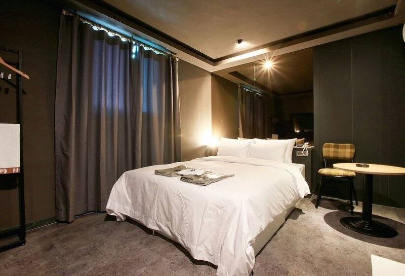 Номер Стандарт, Pyeongtaek Moon
