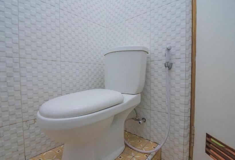 Номер Стандарт, Reddoorz Plus Near Alun Alun Kuningan
