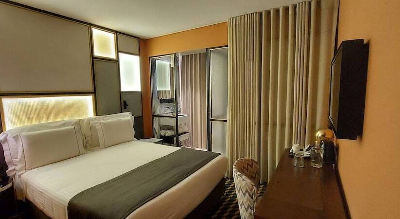 اتاق لوکس, The Convo Porto Hotel & Apartment