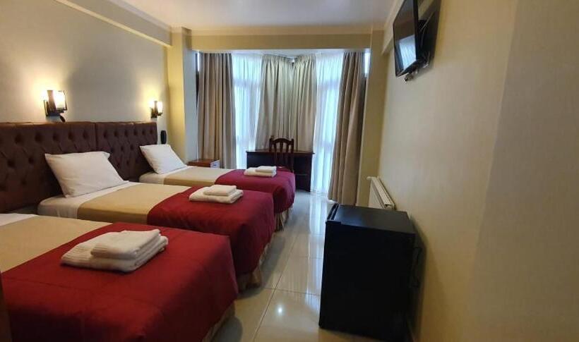 Quarto Triplo Estandar, Vitalia