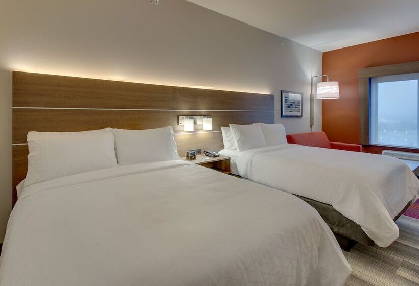 适合残疾人士使用的套间, Holiday Inn Express & Suites   Nashville Metrocenter Downtown, An Ihg