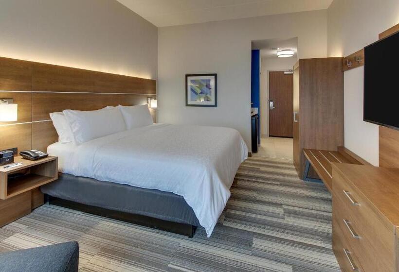 חדר סטנדרט עם מיטת קינג, Holiday Inn Express & Suites   Nashville Metrocenter Downtown, An Ihg