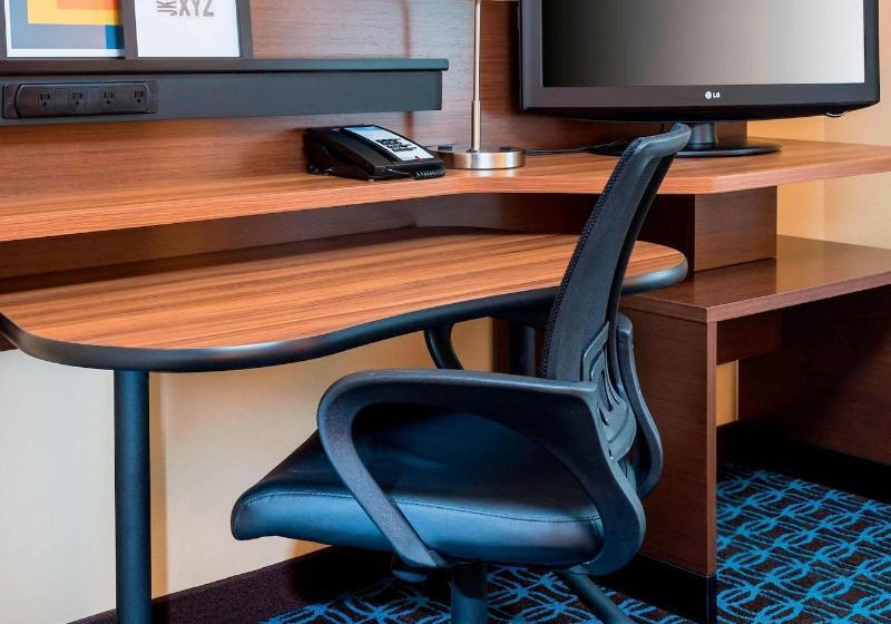 キングサイズベッドのスタンダードルーム, Fairfield Inn & Suites Tyler