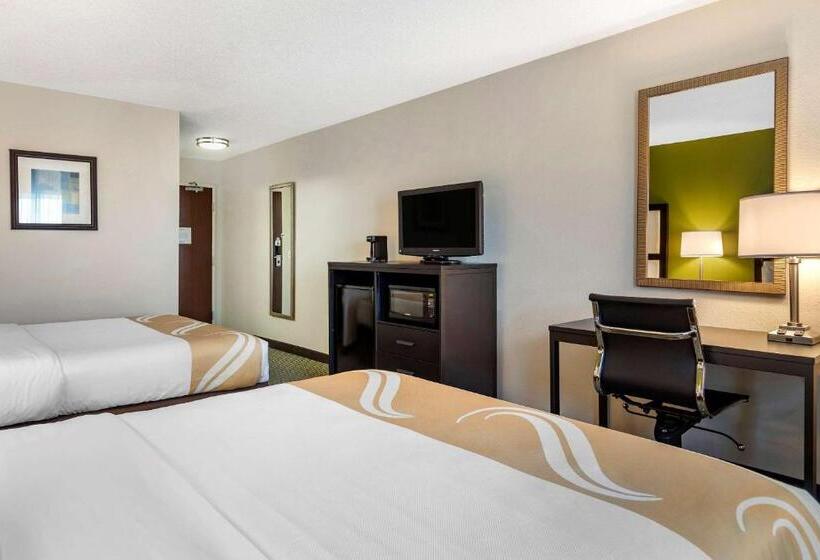 Номер Стандарт, Quality Inn & Suites