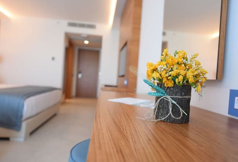 اتاق استاندارد با چشم‌انداز دریا, Infinity By Yelken Aquapark&resorts Kuşadasi