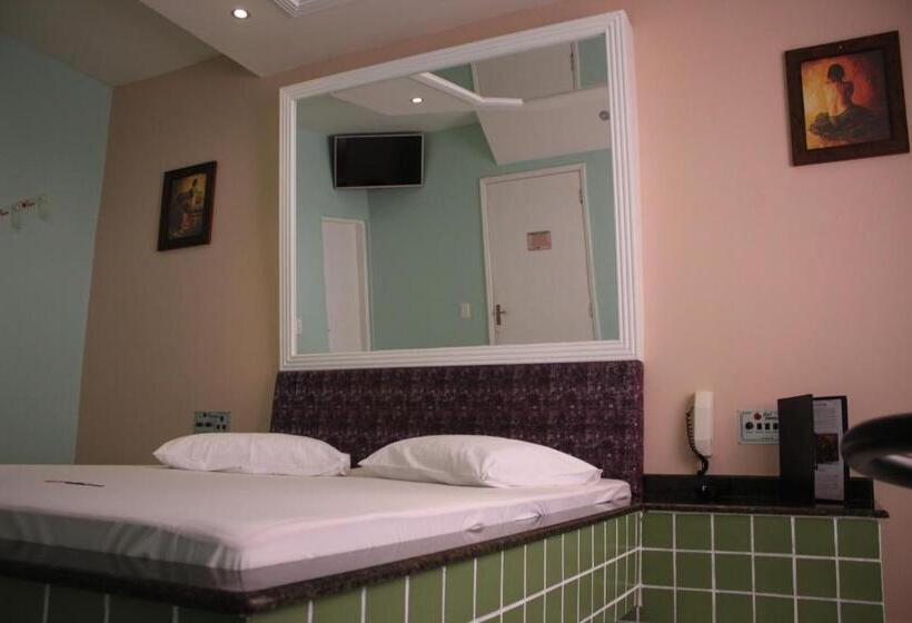Quarto Deluxe, Motel Emoções De Guarulhos