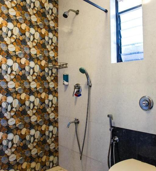 디럭스 룸, Lazy Frog Guest House