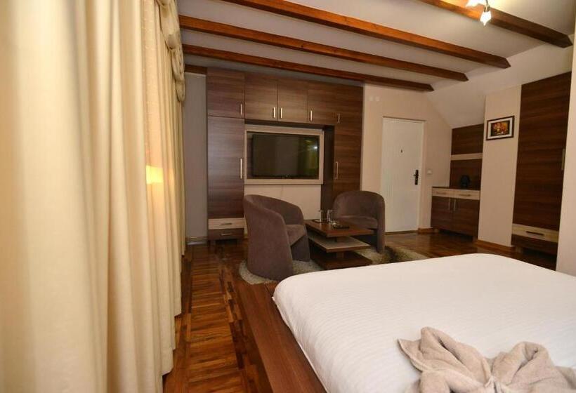 اتاق استاندارد, Garni Hotel Kaća