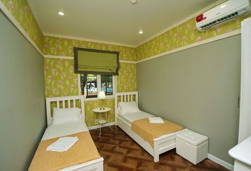 ویلای 3 خوابه, Park Hotel Polyana