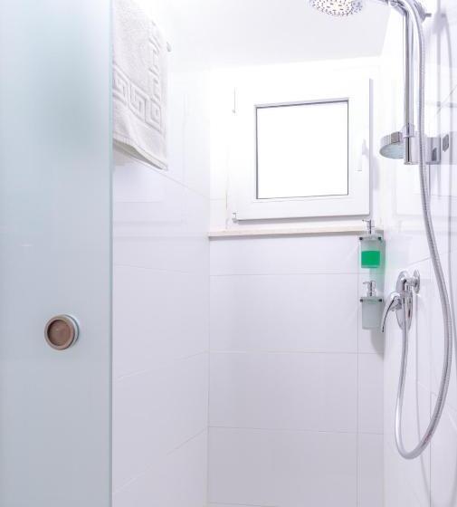 סטודיו סטנדרט עם מרפסת, Apartments And Rooms With Wifi Split   16550