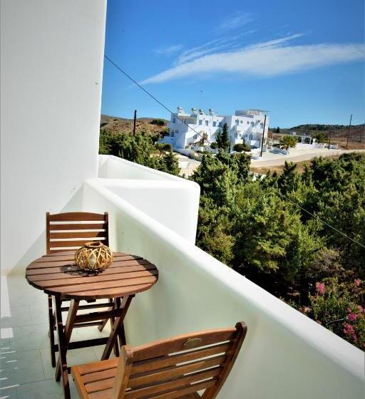غرفة قياسية مطلة على الجبل, Dioni Lux Inn