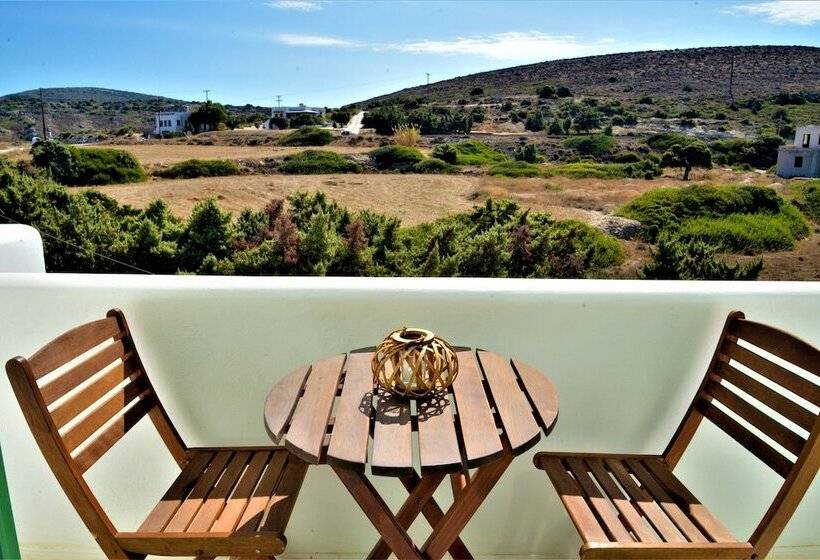 غرفة قياسية مطلة على الجبل, Dioni Lux Inn