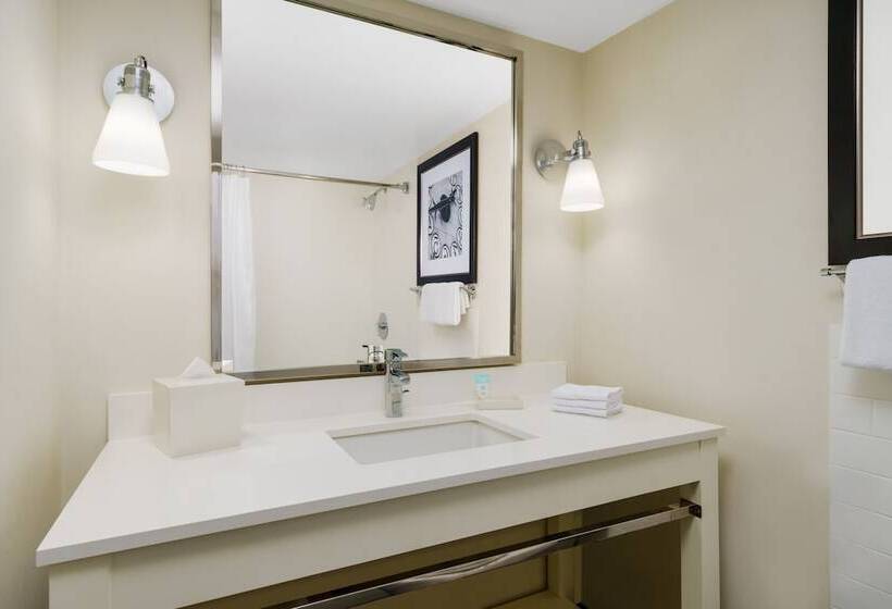 豪华房间, Four Points By Sheraton Los Angeles International Airport