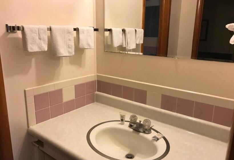 Номер Deluxe Кровать Куин, Motel Grand