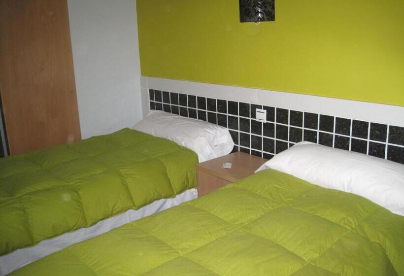 スタンダードルーム, Hostal Ducal Ii