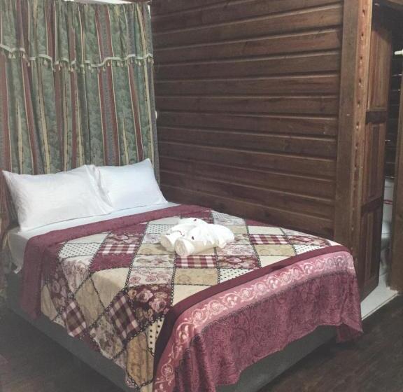 اتاق استاندارد با چشم‌انداز, Matus Guest House