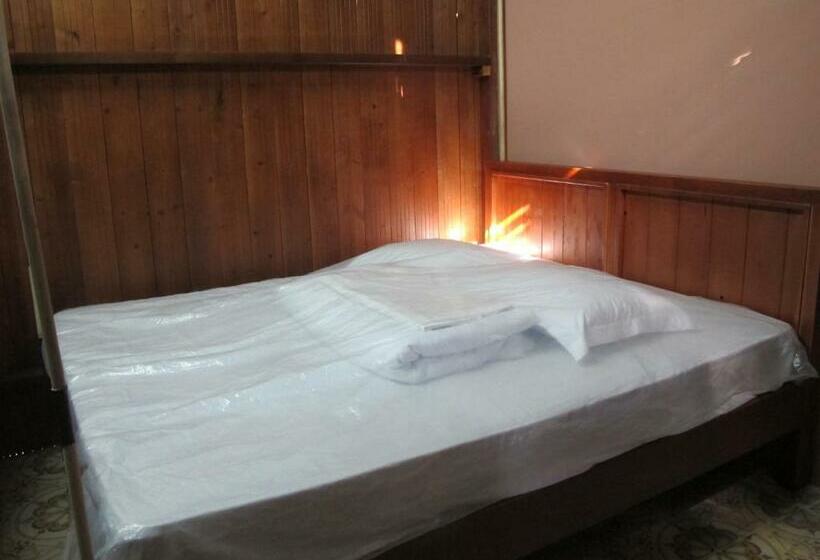 اتاق استاندارد با تخت بزرگ, Homestay Xóm Dừa Nước