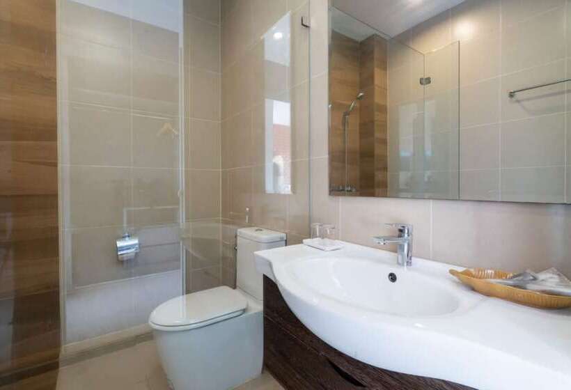 اتاق استاندارد, The Thames Pool Access Resort & Villa   Sha Extra Plus