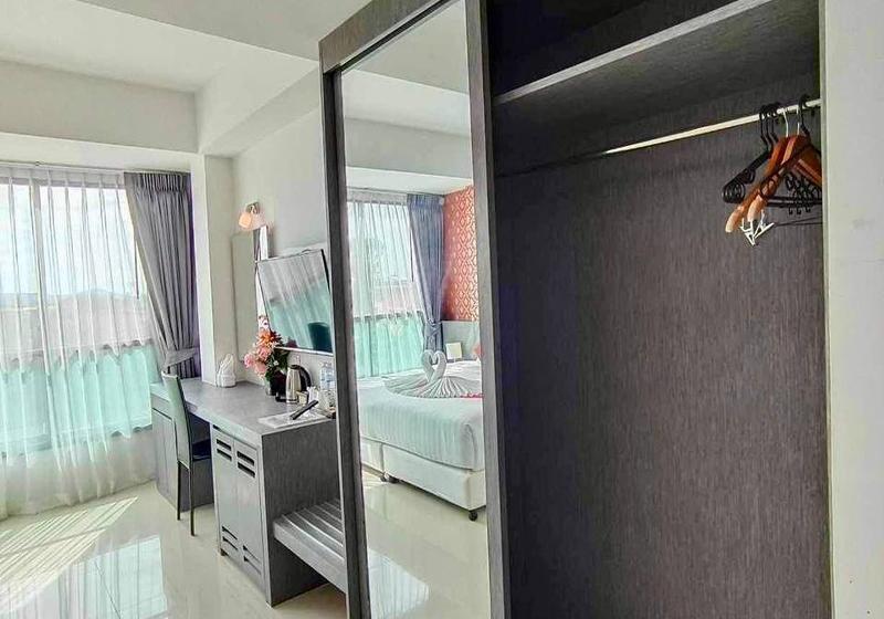 اتاق استاندارد, The Thames Pool Access Resort & Villa   Sha Extra Plus