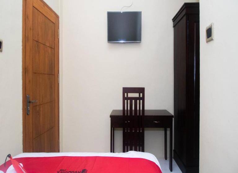 Номер Стандарт, Reddoorz Syariah Near Universitas 17 Agustus Banyuwangi