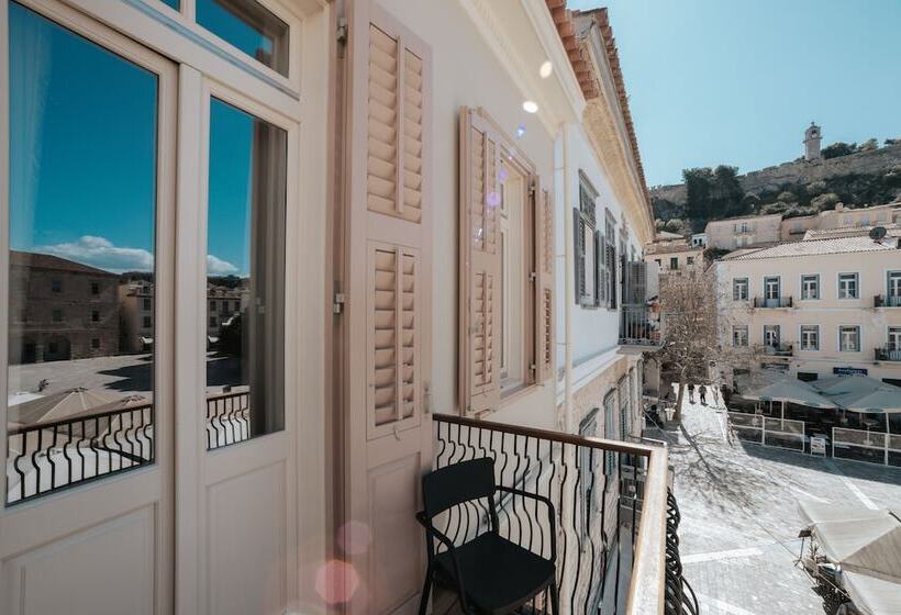 Полулюкс Повышенной Комфортности, Castellano Hotel & Suites