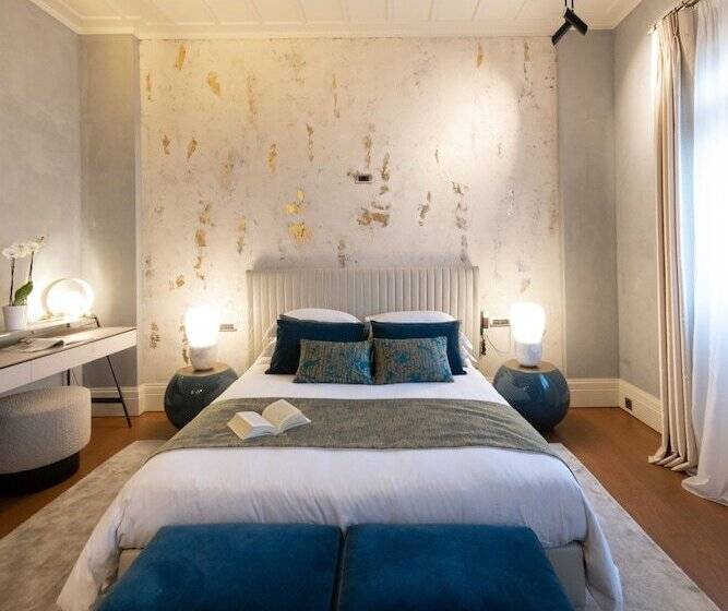 Полулюкс Повышенной Комфортности, Castellano Hotel & Suites