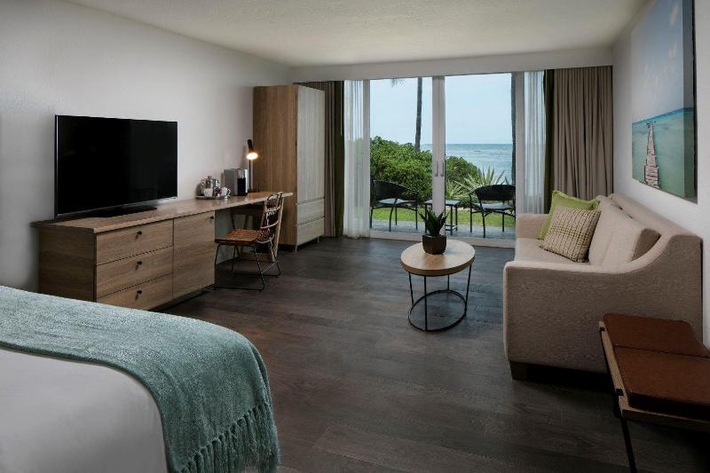 חדר סטנדרט עם מיטת קינג, Amara Cay Resort