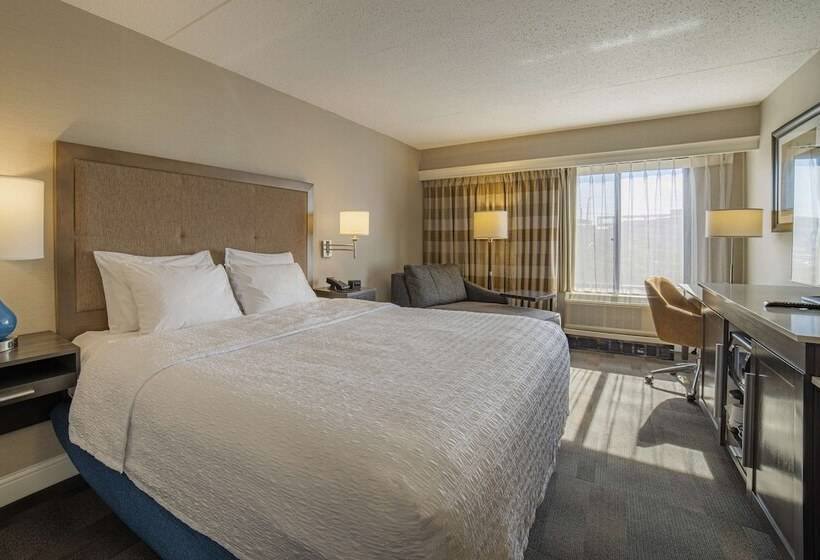 장애인을 위한 스탠다드 룸, Hampton Inn Carlstadtat The Meadowlands