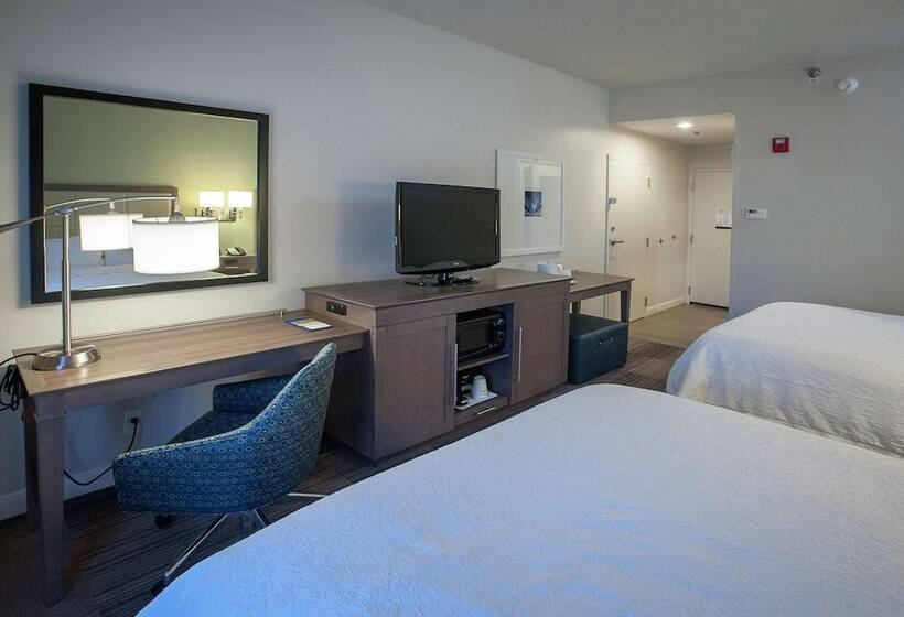 Номер Стандарт, Hampton Inn & Suites New Orleans Elmwood/clearview Pkway, La