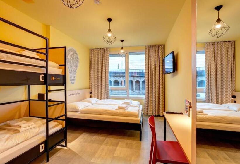 Четырехместный Номер Стандарт, Meininger Hotel Lyon Centre Berthelot