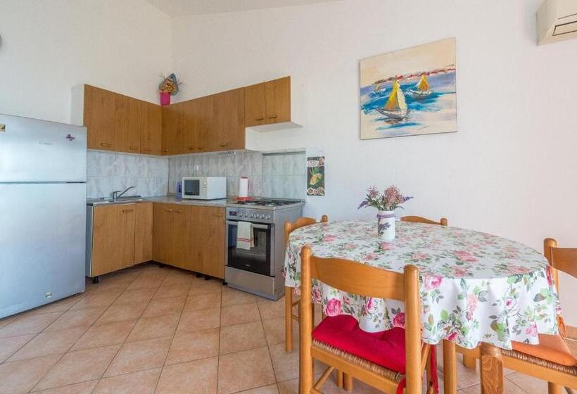 침실 2개 아파트, Apartments Vukovarac