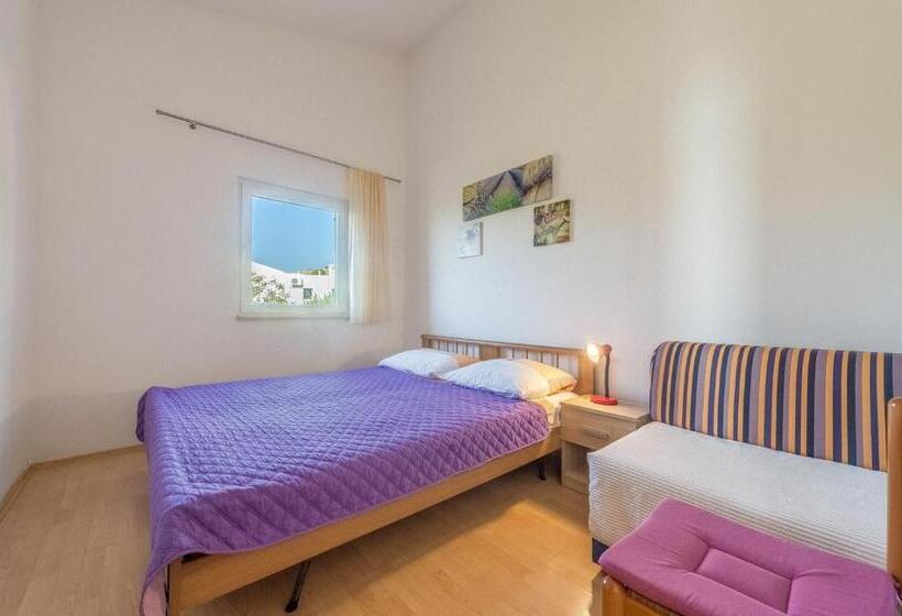 침실 2개 아파트, Apartments Vukovarac