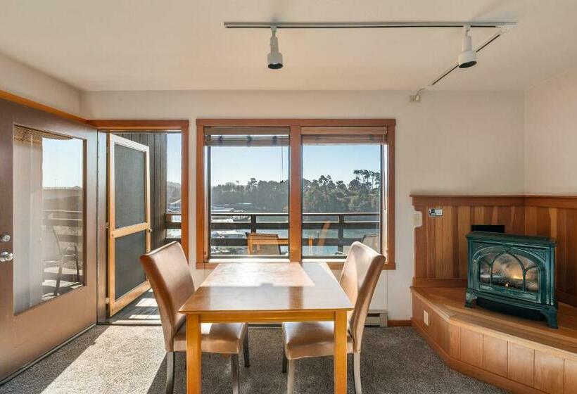 Студио Стандарт с Видом, Harbor Lite Lodge
