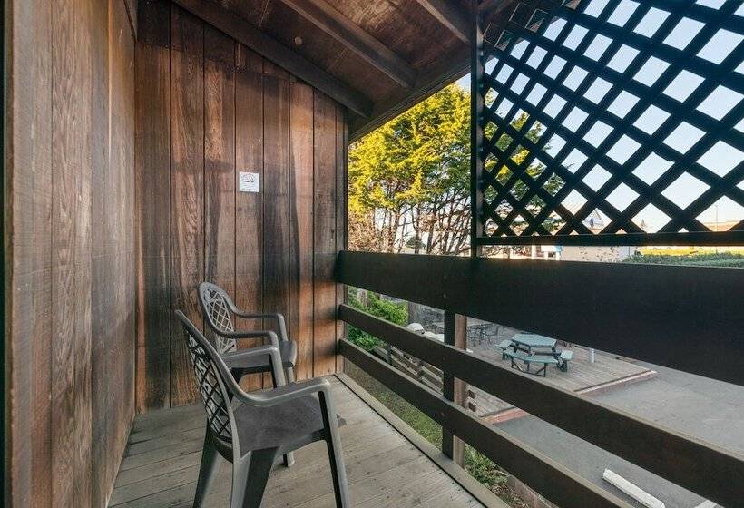 Номер Стандарт Двуспальная Кровать, Harbor Lite Lodge