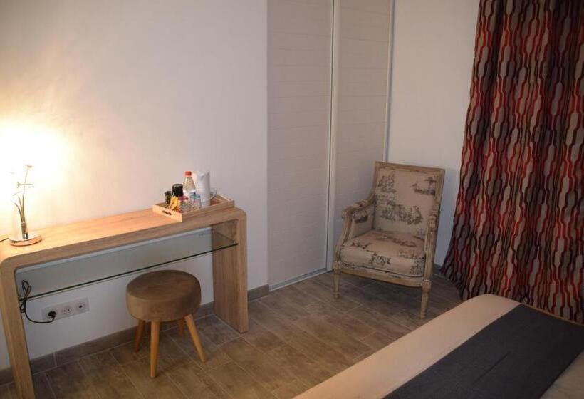 Номер Superior, La Villa 13&15
