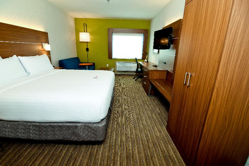 Стандартный Номер Кровать Кинг, Holiday Inn Express Flint Campus Area, An Ihg